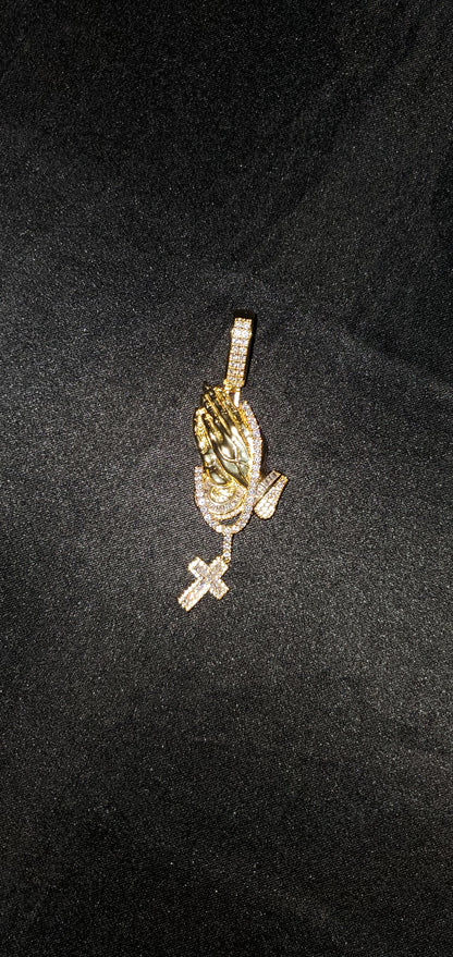 14K Yellow Gold Praying Hands Pendant