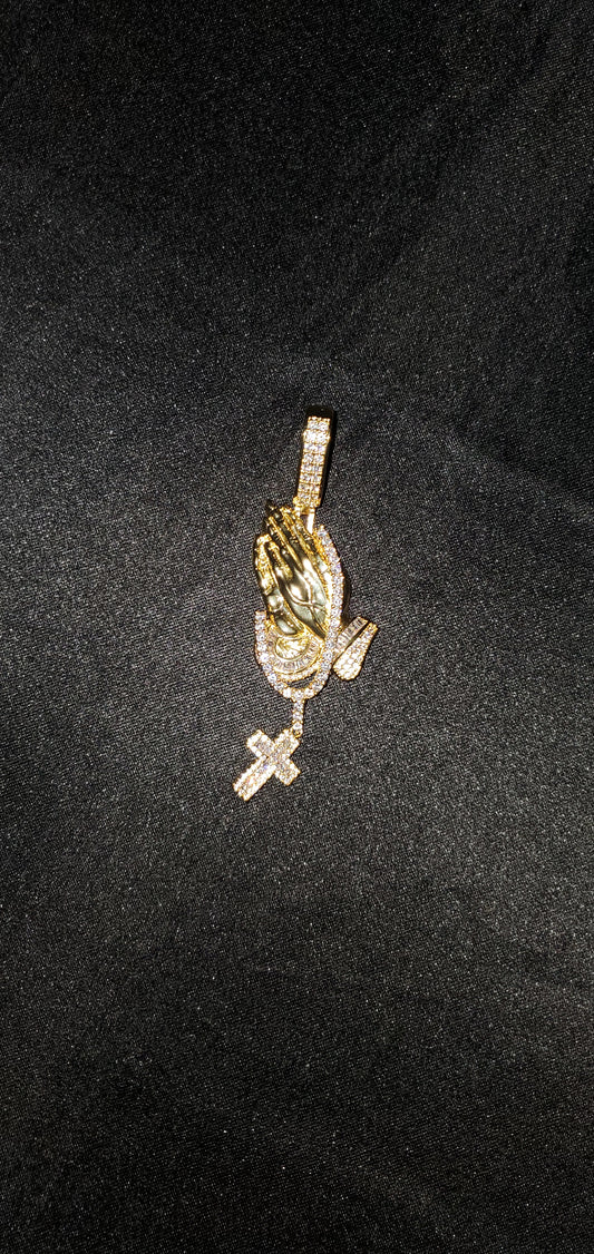 14K Yellow Gold Praying Hands Pendant